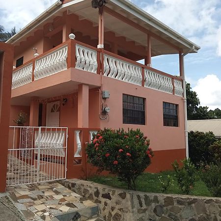 Angie'S Cove, Modern Get-Away Overlooking Castries Exteriör bild