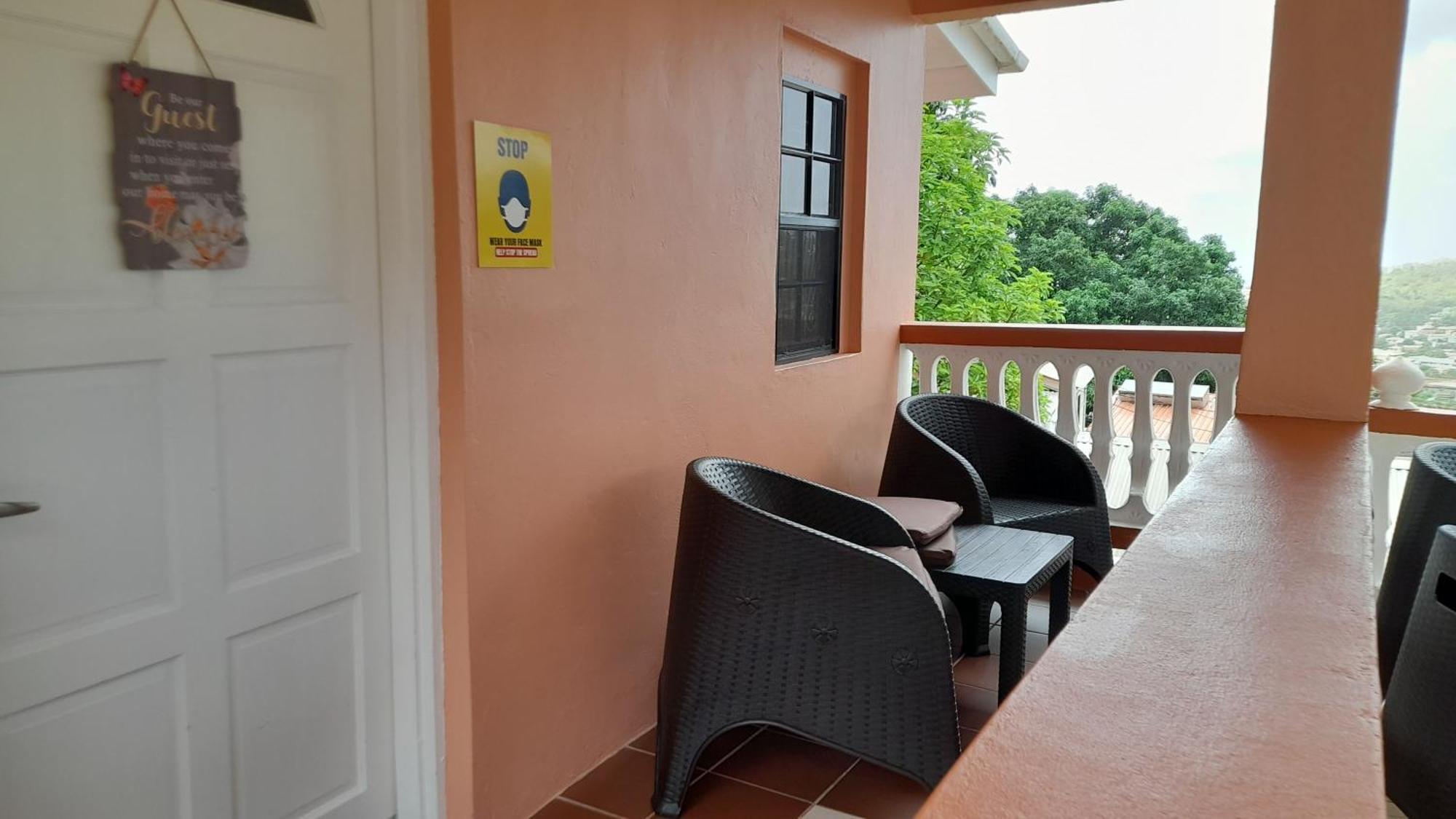 Angie'S Cove, Modern Get-Away Overlooking Castries Exteriör bild